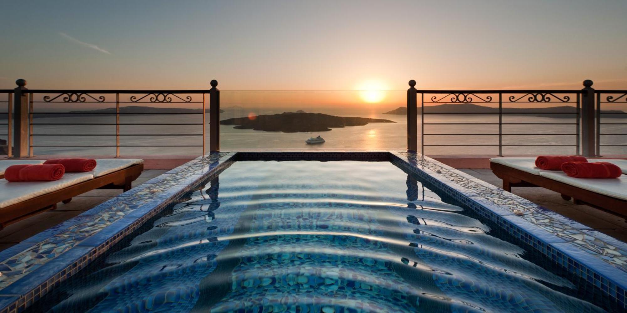 Nefeles Luxury Suites Fíra Kültér fotó